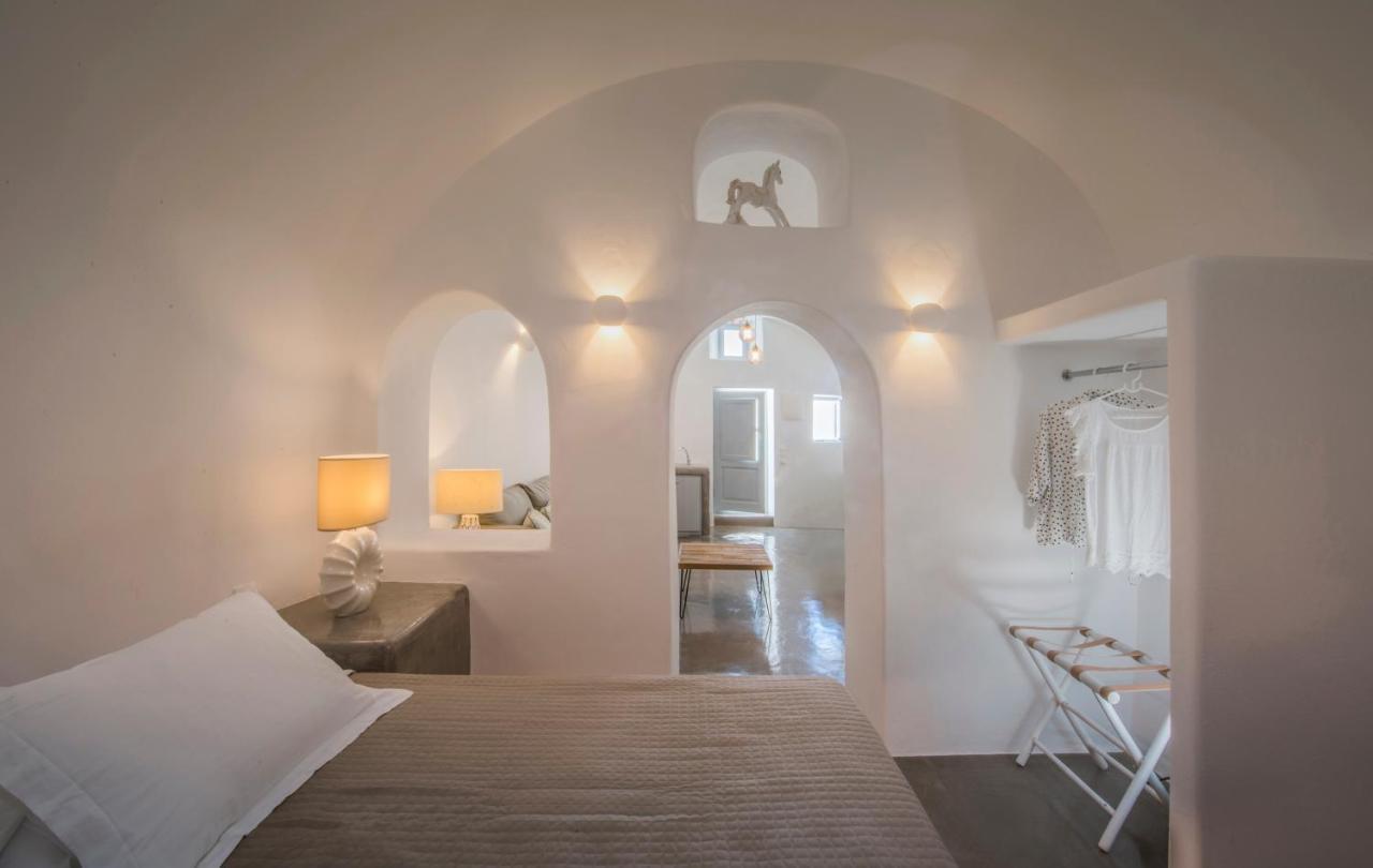 Aqua Serenity Luxury Suites Santorini Foinikia  Екстер'єр фото